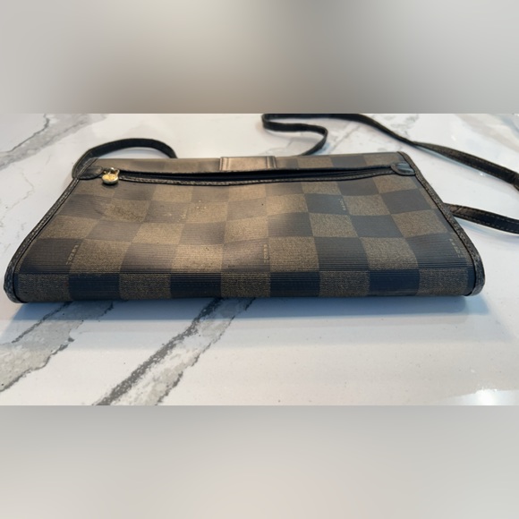 Vintage Fendi bag - Picture 4 of 15